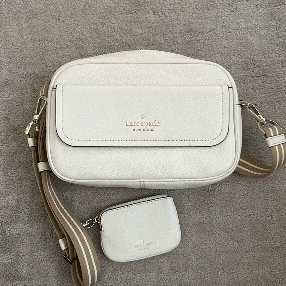 Kate Spade - barely used - gray condition - with coin bag